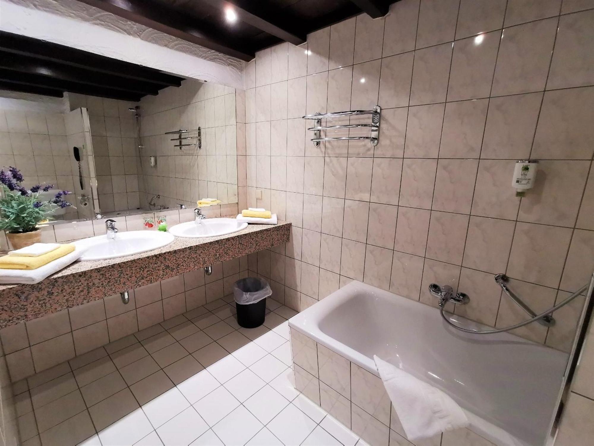 Contel Hotel Koblenz  Bagian luar foto