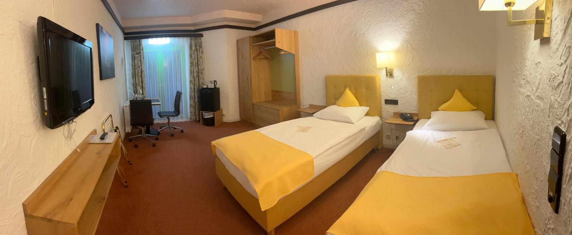Contel Hotel Koblenz  Bagian luar foto
